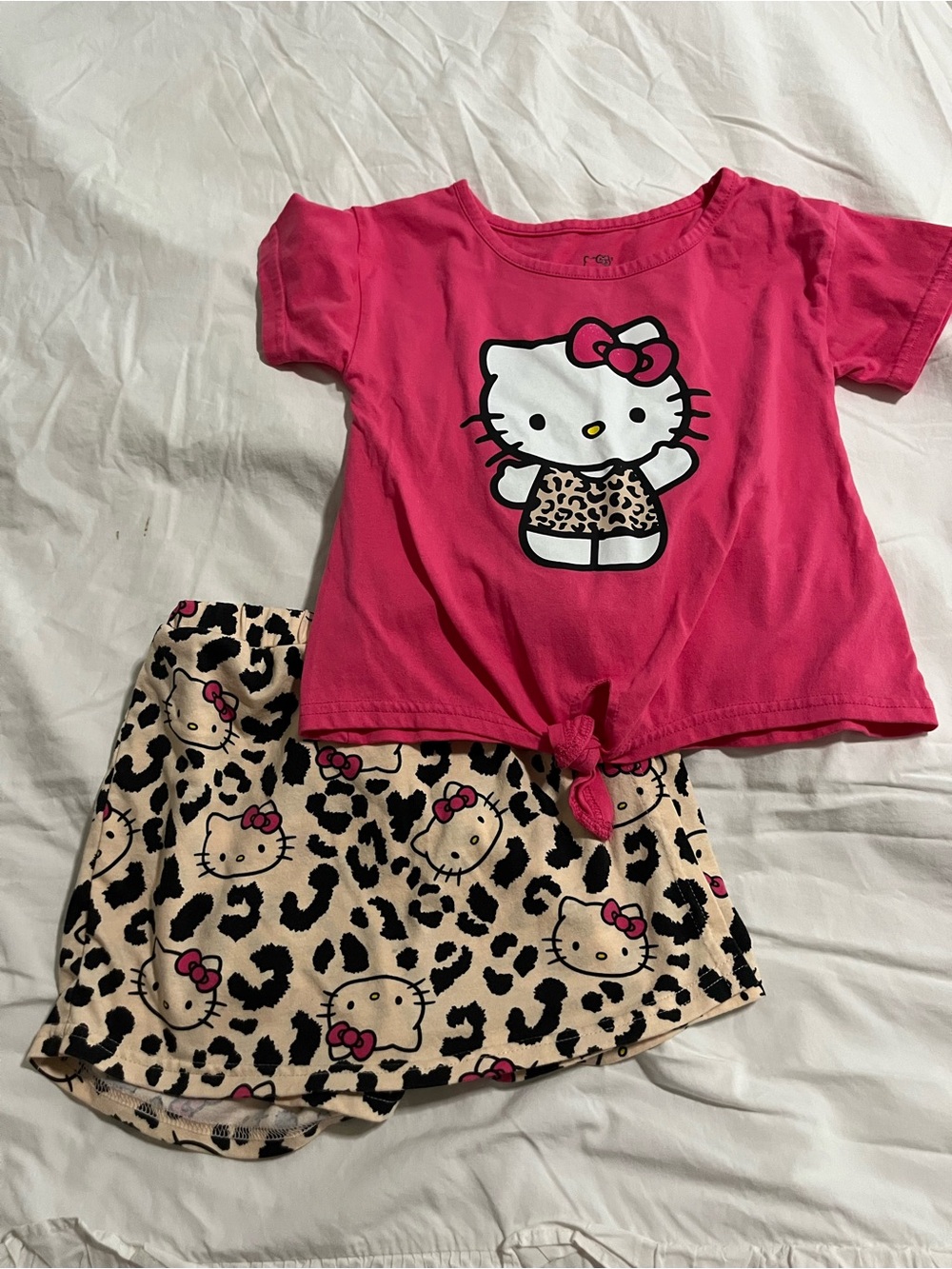 Hello Kitty outfit size 7
